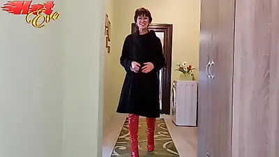 Hot striptease in new lingerie!