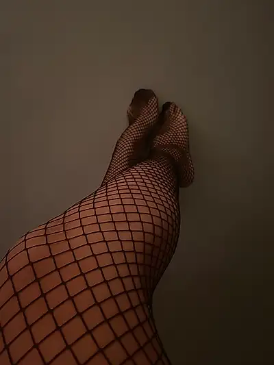Trying on my s*xy black fishnet tights with lace