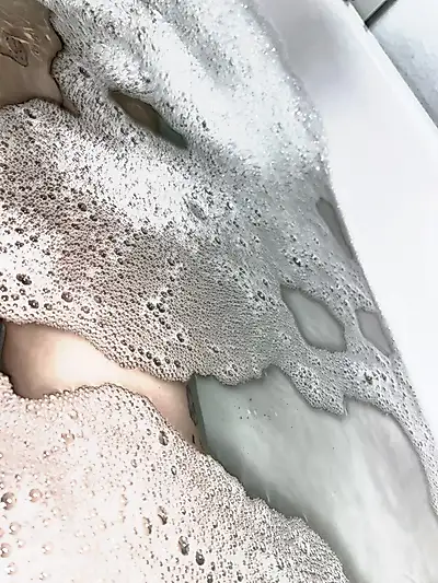 🛁🤫💦