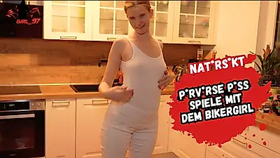 L'auto-érotisme pervers en jean blanc et haut blanc s'intensifie !