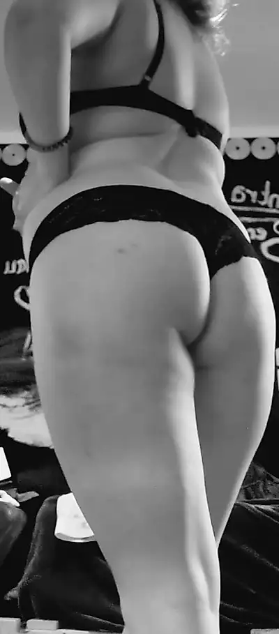 🥵🥵 oh nahaufnahme von meiner feuchten M****i und von geilen po 🥵🥵🥵🥵VORSICHT ACHTUNG W***N GARANTIERT 🥵🥵❤️❤️❤️