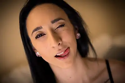 Homeshootng with the lovely itsyurfault