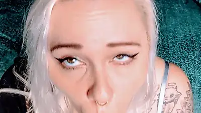 POV B**wjob avec un gode