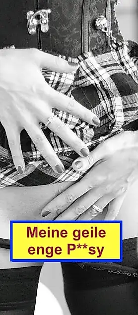 Selfies meiner geilen engen P***y