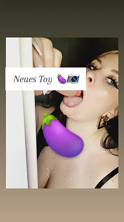 New toy🍆🫦👅📷