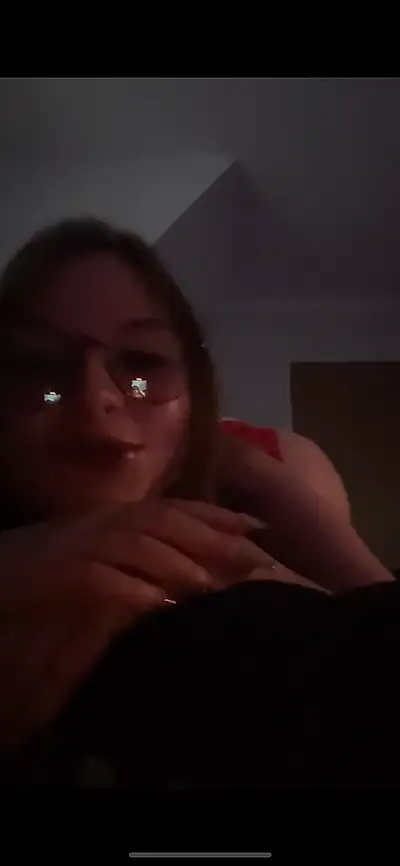 Finally a new fuck with my step daddy! Perfect on the 3rd Advent.🕯️😍 Thank God we were both alone for the weekend! Thank God because I was so damn horny for him!