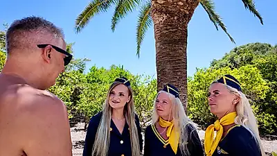 LEBENDE BORDTOILETTEN?! STEWARDESS MMFFF GRUPPENP**SEN MIT DIRTY TINA UND ROSELLA EXTREM!