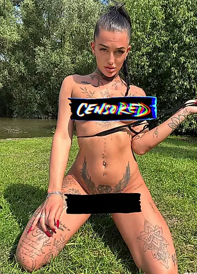 Hardcore outdoor f**k