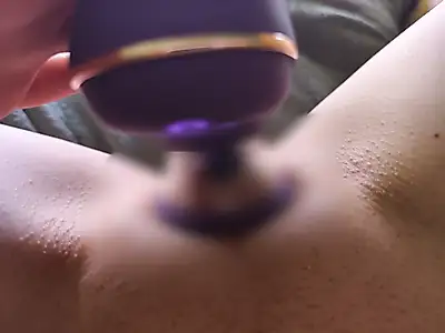 M****i pump + clit pampering 