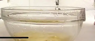 Erstmal wird die Schüssel vollgep**st