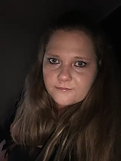 Lightly dressed, I'm so hot!!!!😋