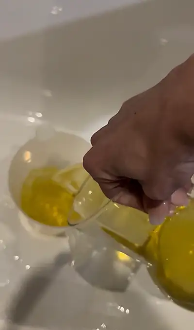 Natural sparkling wine over 500 ml 