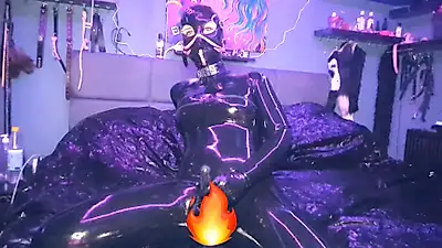 Латексное покрытие с полным покрытием - придаст блеск *.*