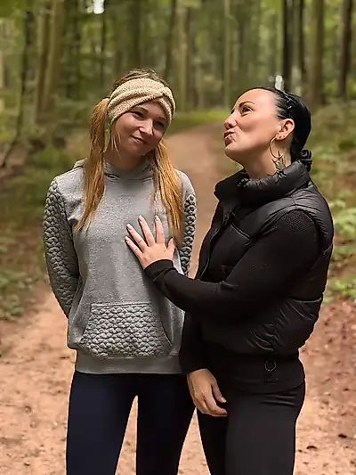Svetlana & ich im Wald 😈